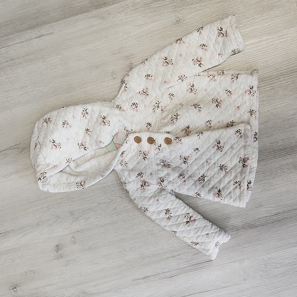 Carter's 18M Quilted Cardigan Floral Pattern - Picture 4 of 5
